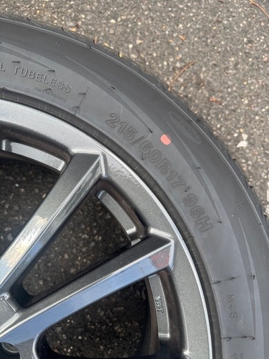 スタッドレスタイヤ