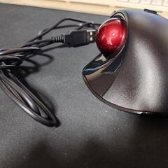 本日21時迄のお取引で1000円　エレコム USB 　トラックボールマウスの画像