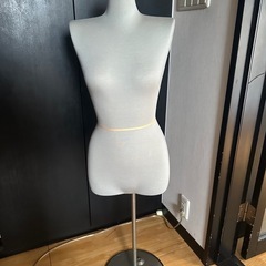 美品！女性　レディース　マネキントルソー