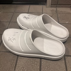 ナースシューズ　サンダル　27cm