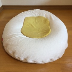 ハナロロベビー hanalolo たまごクッション ビーズクッション 黄身パッド付属の画像