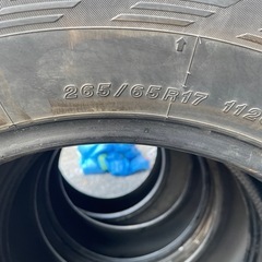 265/65r17 スタッドレス ランクル プラドの画像