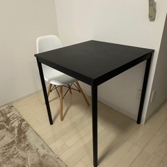 IKEA イケア サンドスベリ テーブル ブラック　