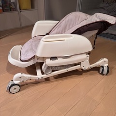 【電動】combi ベビーラック】