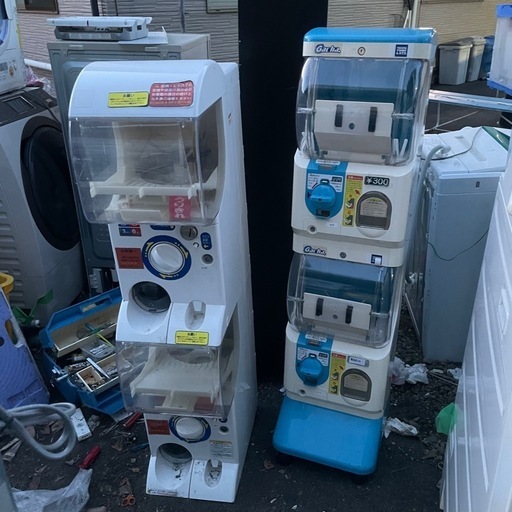 現状 鍵なし ガチャガチャ ガチャマシン 2台