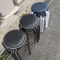 コーナンラウンドスツール　11脚セット