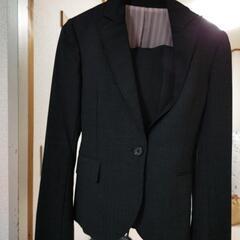 レディーススーツ(パンツ・スカート・ベルト有り)