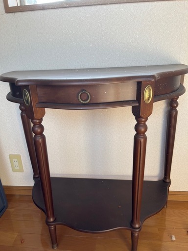 アンティーク家具テーブルと椅子