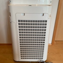 受付終了【美品】加湿付空気清浄機の画像