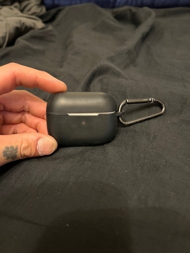 AirPods Pro 正規品