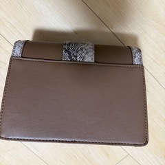 AZULバックの画像