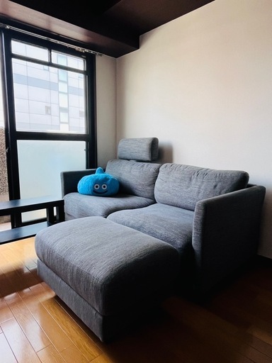 IKEA 3人掛けソファベッド＋スツール付き