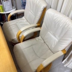 ☆商談中☆回転式ダイニングチェア4脚セットの画像