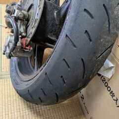 VF750F 17インチリアホイールセットの画像