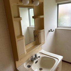 洗面化粧台あげます