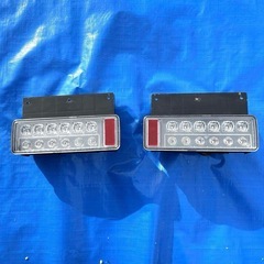 24V　KOITO　LEDテールレンズ左右　車検対応Eマーク　エルフ・タイタンの画像