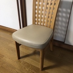 近新家具購入　モダンなダイニングチェア　食堂椅子　1脚