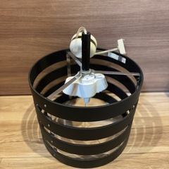 美品 木製リングペンダントライト照明 の画像