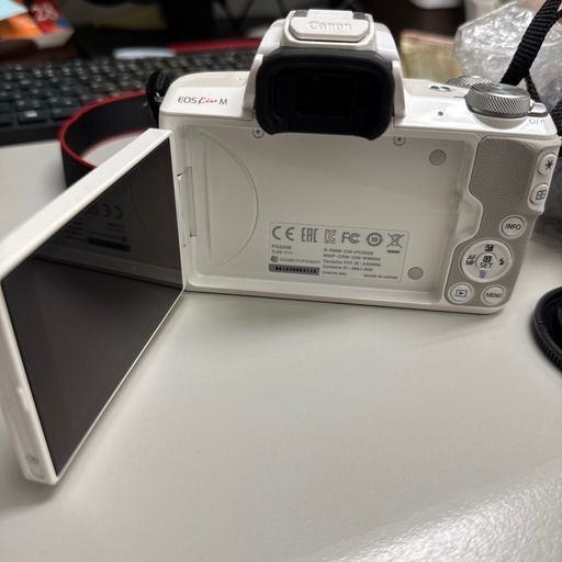 最値下げしました！一眼レフカメラ‼️