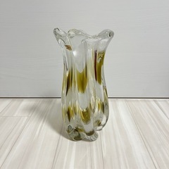 ガラス花瓶の画像