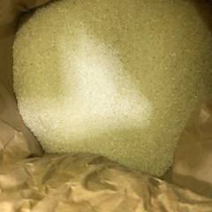 お米5キロが2000円です。