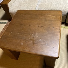 テーブル付きソファセットの画像