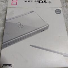 【取引き決定】任天堂DS lite（silver）ソフト付