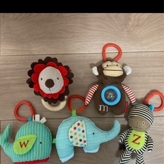 美品　スキップホップ　SKIPHOP ベビージム　アルファベットズー　ぬいぐるみの画像