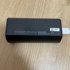 ELECOM モバイルバッテリー　5200maの画像