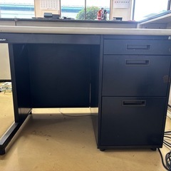 中古　NAIKI(ナイキ)片袖デスク A 幅1000×奥行700×高さ720mmの画像