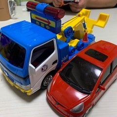 JAF レッカー車　おもちゃ　男の子