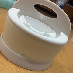 ペット用 フィルター式給水器の画像