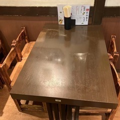 居酒屋　テーブル、椅子