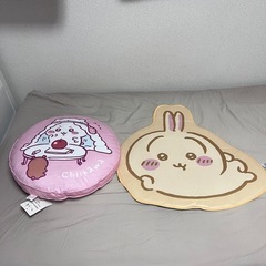 ちいかわ　クッション　うさぎ　マット