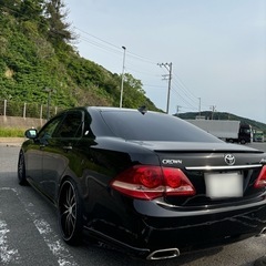 トヨタ　200系クラウンアスリート2.5 V6 ローダウン　20インチアルミ　令和7年度自動車税込み！の画像