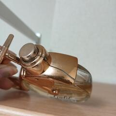 Gold 香水　自転車の画像