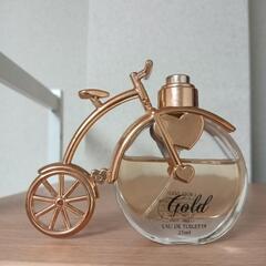 Gold 香水　自転車