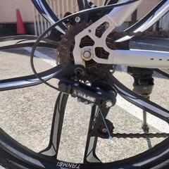 自転車「グレー」の画像