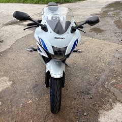 【スズキ　GSX-R125 好調　ホワイト人気カラー　実働車　A...