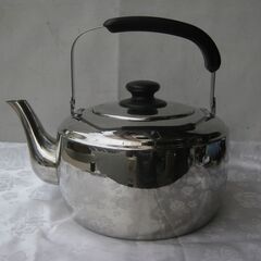 ★ケトル　　ステンレス製　　２L  　美品