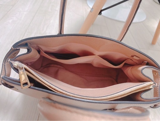 FURLA 薄いピンク　手提げバッグ
