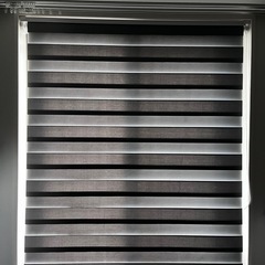 遮光ロールカーテン　賃貸可
の画像