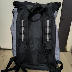 【廃盤】【値下げ交渉可能】ワークマン 防水メッセンジャーバッグ グレー リュック バックパックの画像