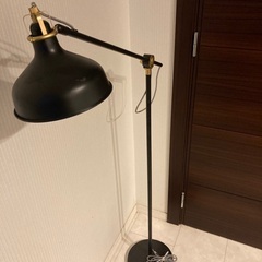 IKEA イケア RANARP フロア/読書 ランプ　ブラックの画像