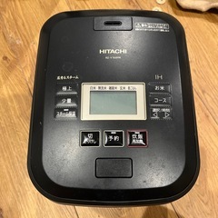 炊飯器　HITACHI RZ-V100FM　　