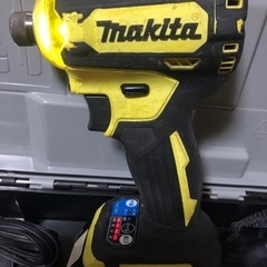 ②
マキタ18vインパクトドライバTD171D中古美品オリジナルハウジングの画像