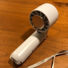 冷却プレート付きハンディファン(扇風機) 未使用の画像
