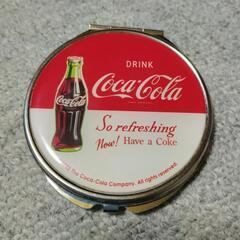 コカコーラ　メタリックフレームタイプ　　コンパクトミラー　【超美品】