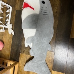 サメ ぬいぐるみ