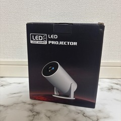 LEDプロジェクター 卓上サイズ ミニプロジェクター の画像